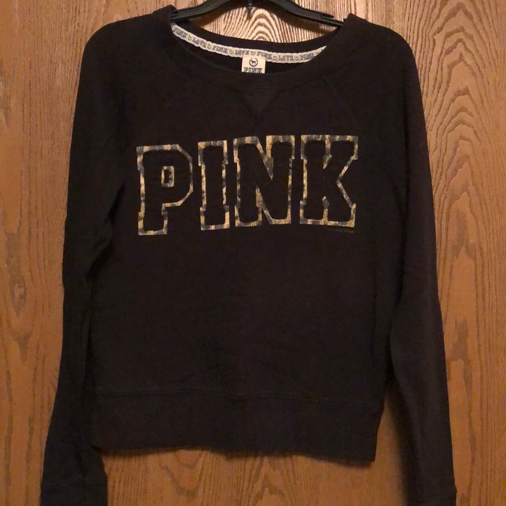 VS PINK Sweatshirt (Black- Hoodless)